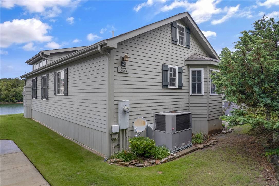 West Union, SC 29696,1230 Melton RD ##64