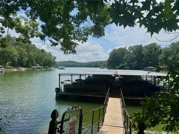 Seneca, SC 29678,210 Wakefield DR