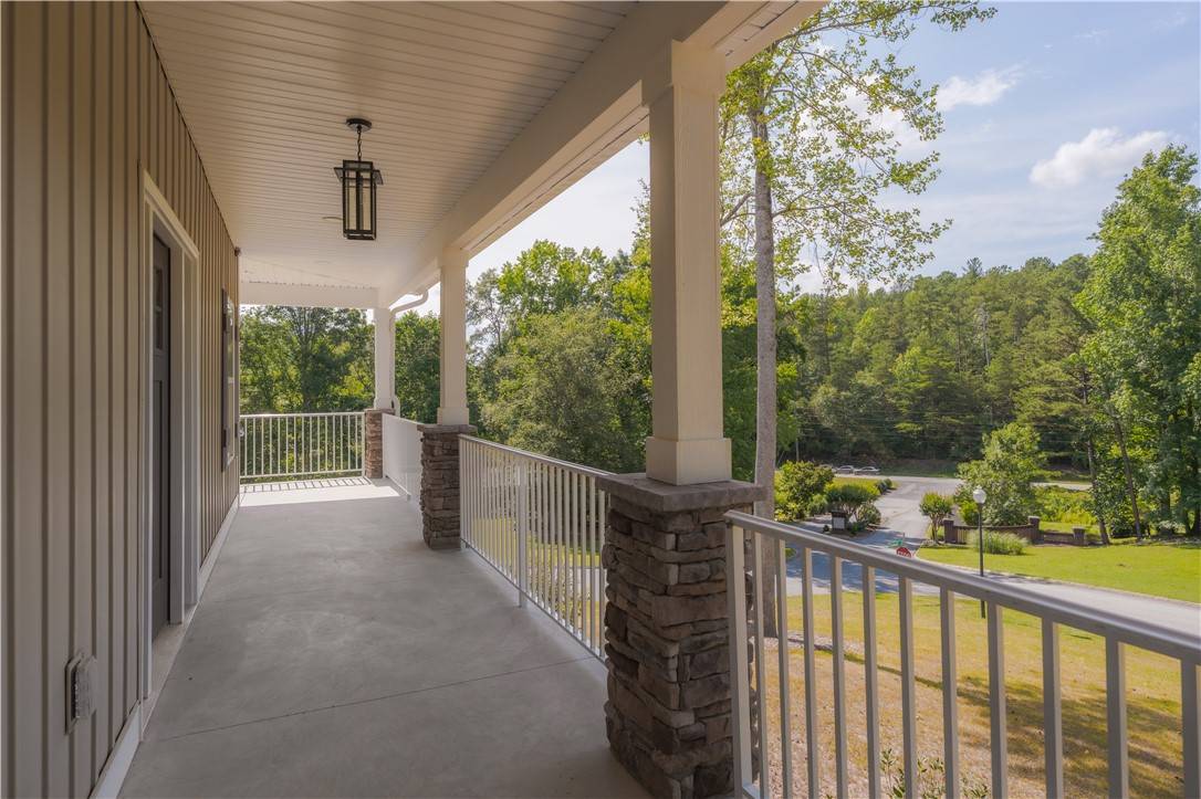 Seneca, SC 29678,18003 Clermont CIR