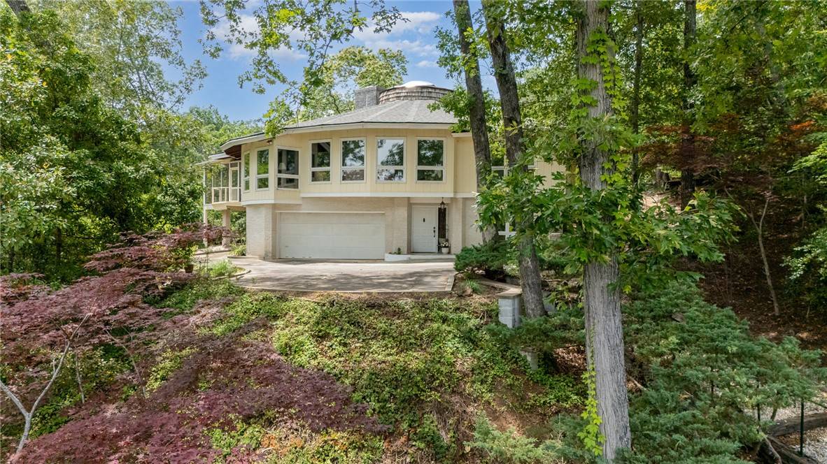 5015 Mount Vernon DR, Seneca, SC 29672