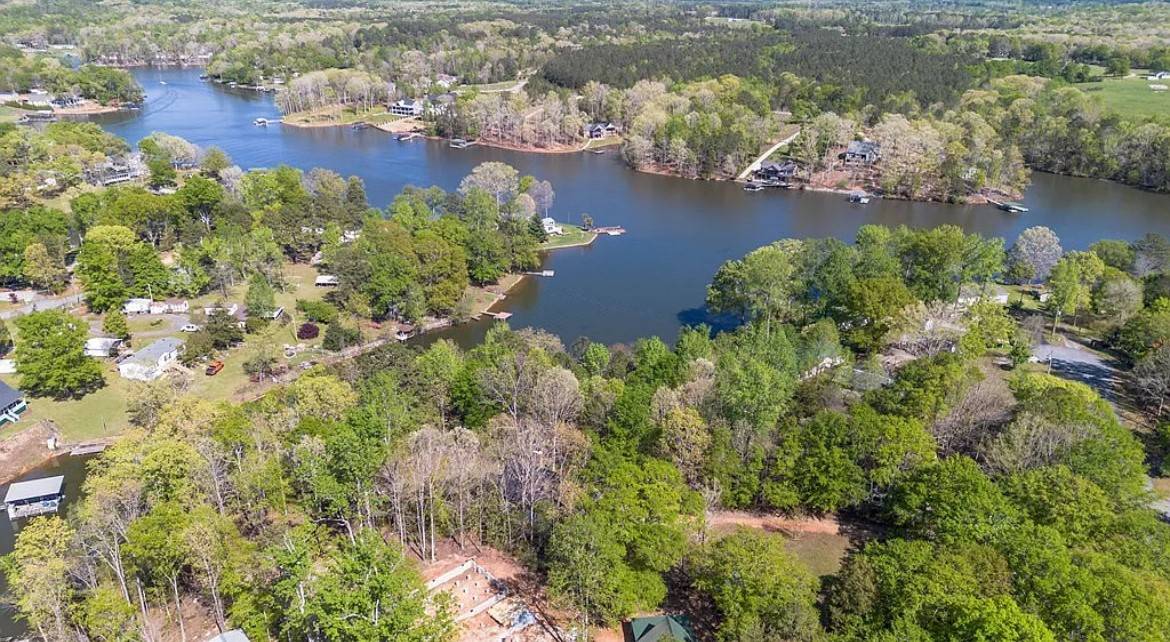 Abbeville, SC 29620,360 Lake Shore DR