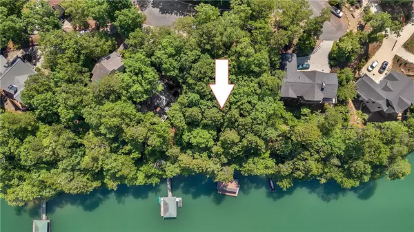 65 Mainsail DR, Salem, SC 29676