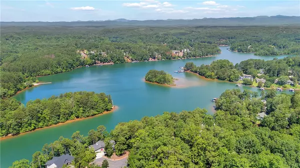 Salem, SC 29676,65 Mainsail DR