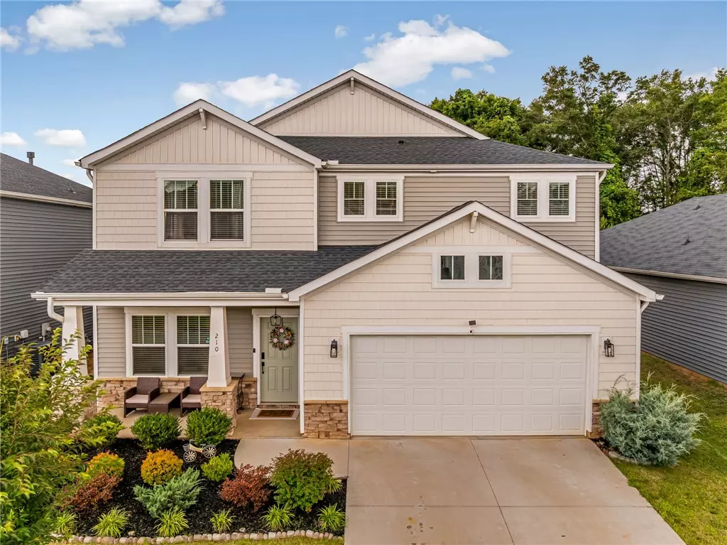 Simpsonville, SC 29680,210 Obsidian CT