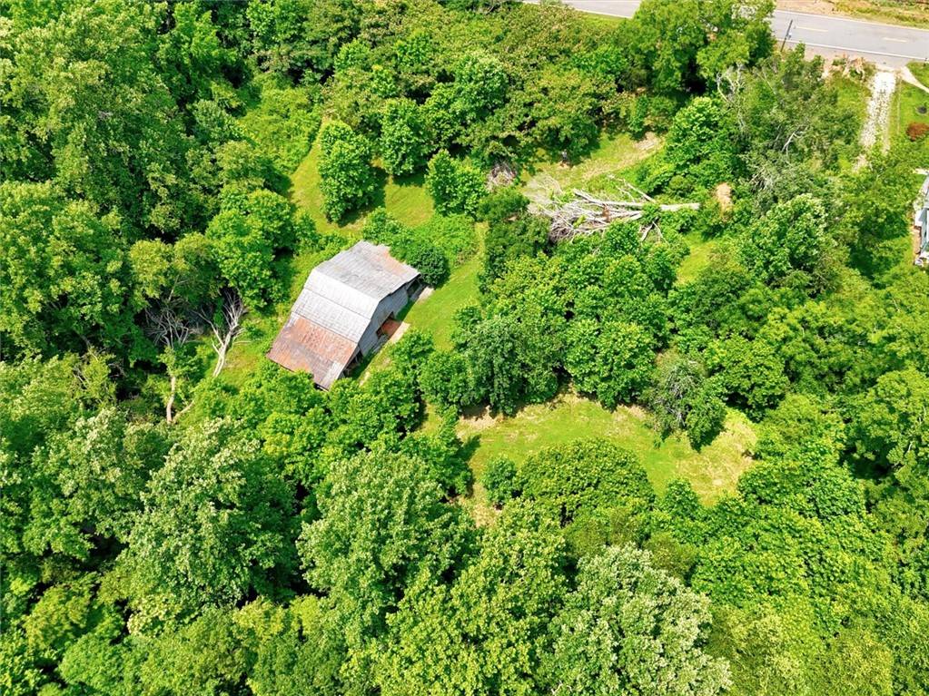 2349 Old Dobbins Bridge RD, Townville, SC 29689