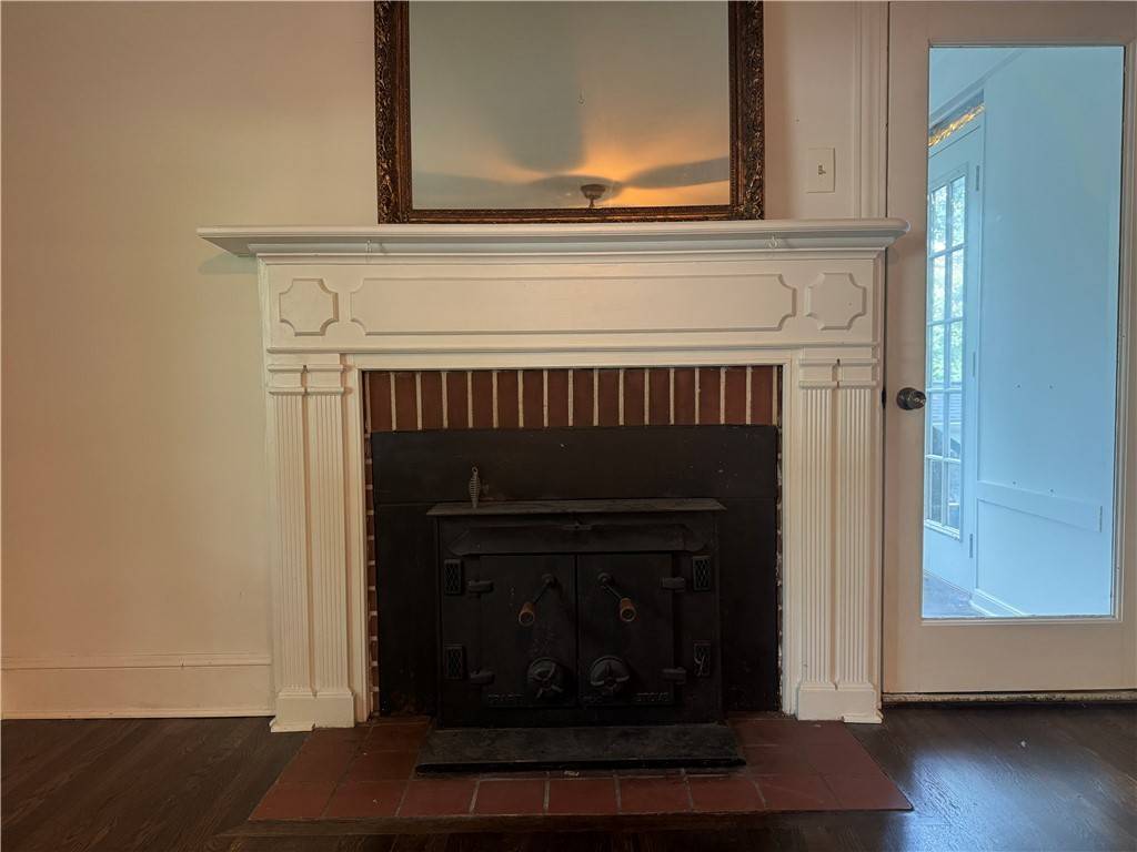 Easley, SC 29640,210 Grace AVE