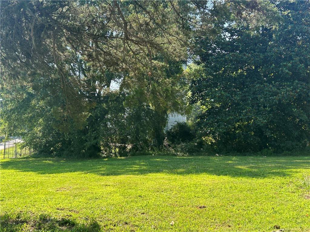 Honea Path, SC 29654,118 Trussell ST