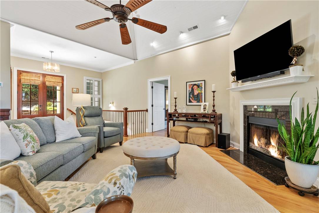 Anderson, SC 29625,218 Royal Oaks DR