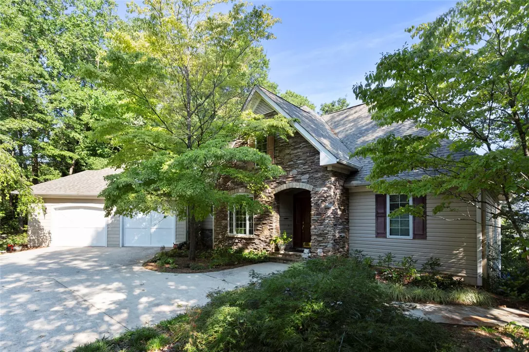 Salem, SC 29676,234 Bay View DR