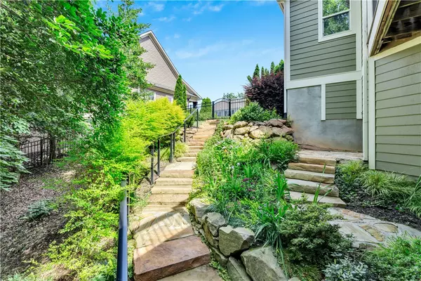 Piedmont, SC 29673,200 Saluda Run DR