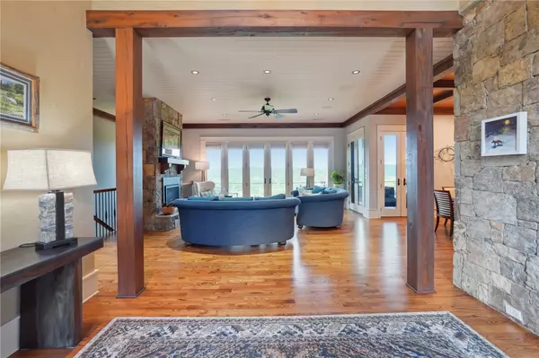 Marietta, SC 29661,211 Blue Spruce TRL