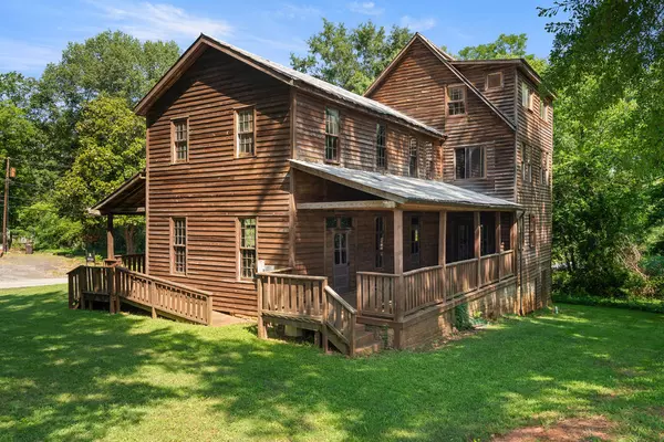 Pendleton, SC 29670,216 N Mechanic ST