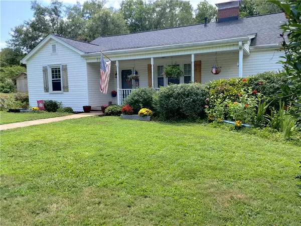 315 Florence ST, Pickens, SC 29671