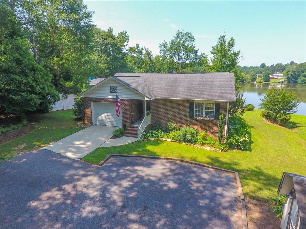 415 Serena CIR, Anderson, SC 29621