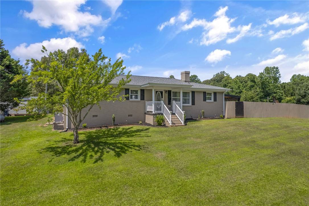 Seneca, SC 29678,701 Durham Brown RD