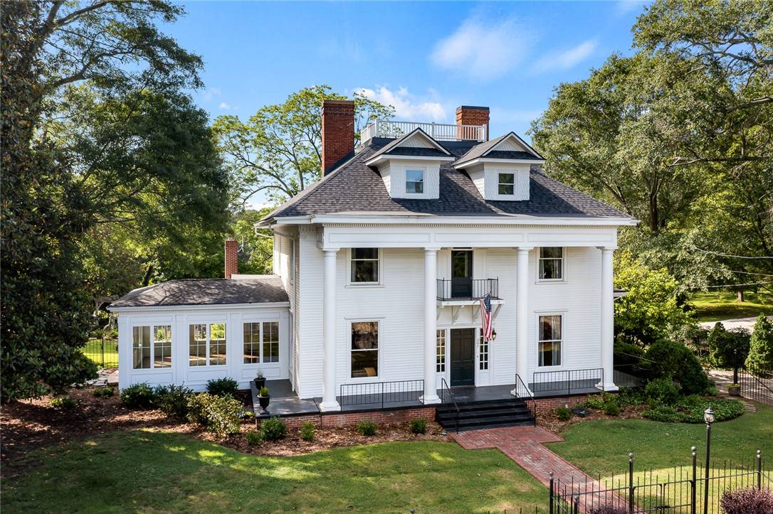 207 Westminster HWY, Westminster, SC 29693