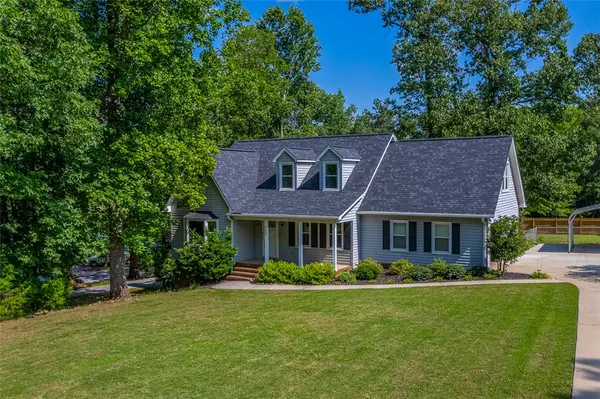 Anderson, SC 29621,720 Sunny Shore LN