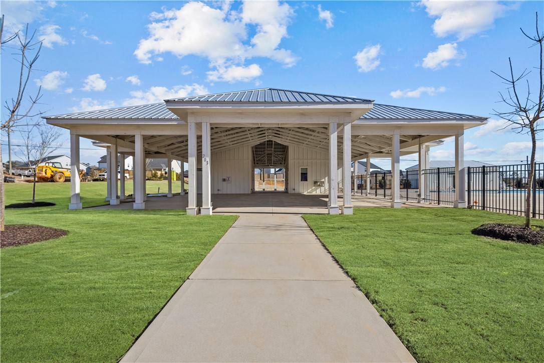 Anderson, SC 29621,7 Long Branch CT