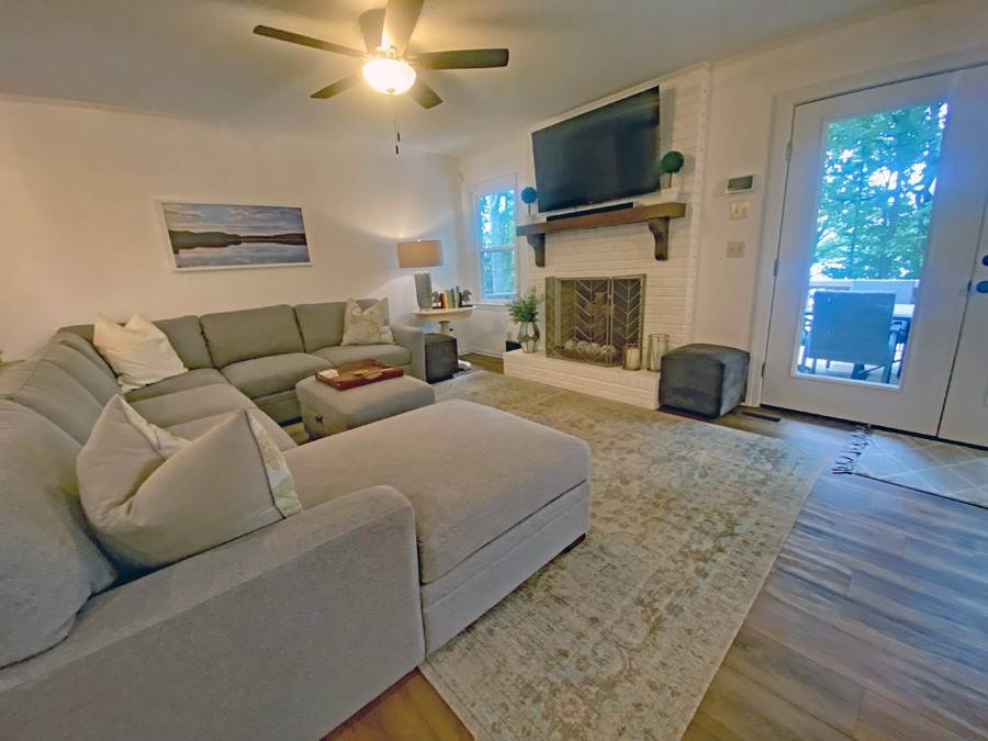 Lavonia, GA 30553,98 Rue Beau Rivage