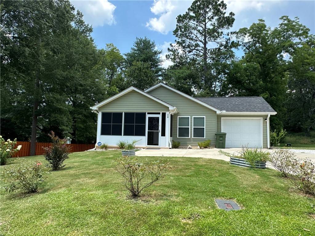 118 Branch ST, Walhalla, SC 29691