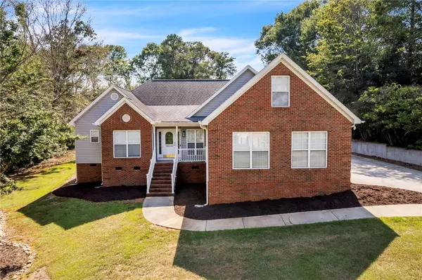 200 Holly Chase DR, Piedmont, SC 29673