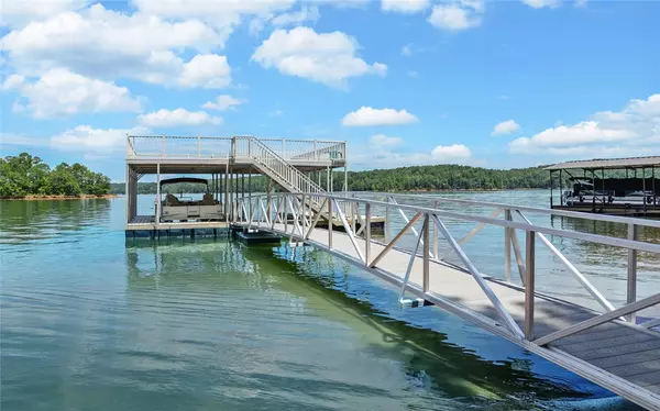 Lavonia, GA 30553,672 Tugaloo Heights Cir CIR