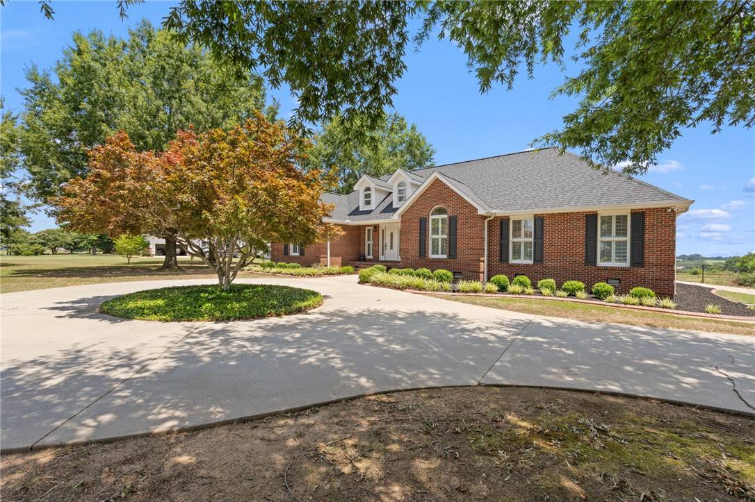 Anderson, SC 29626,296 Public Well RD