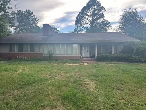 727 Westminster HWY, Westminster, SC 29693
