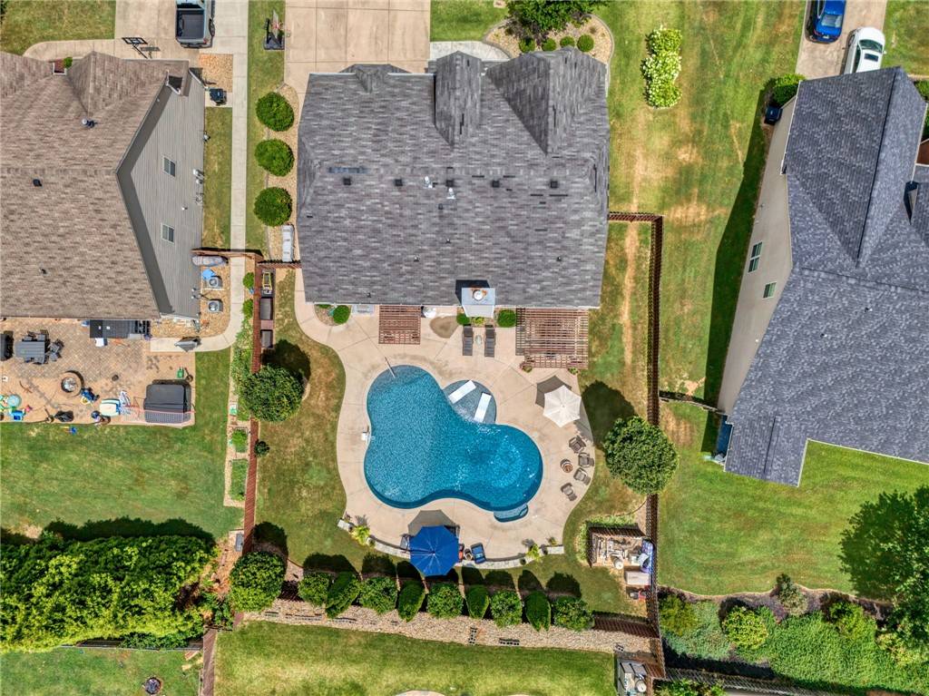 Simpsonville, SC 29681,332 Heritage Point DR