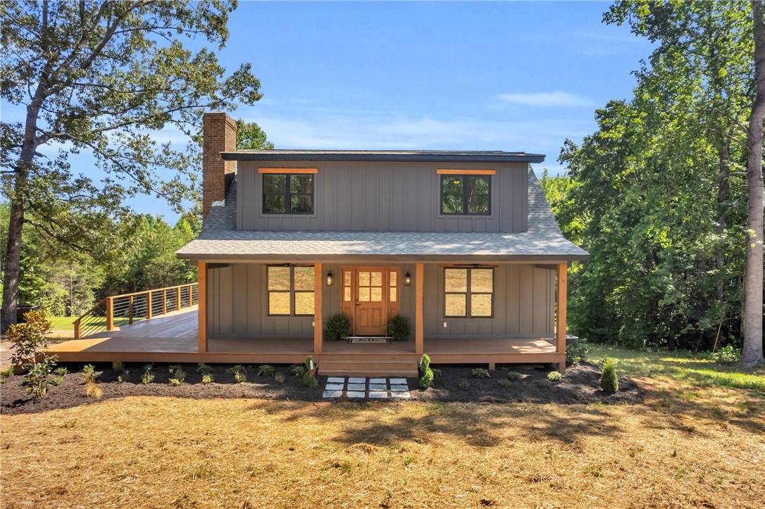 204 Dove Hill CIR, Easley, SC 29640