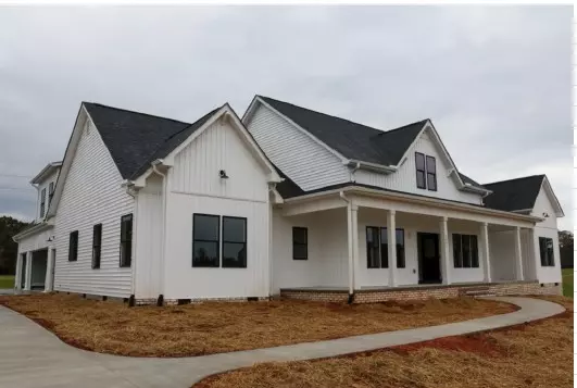 Pickens, SC 29671,102 Long View CT