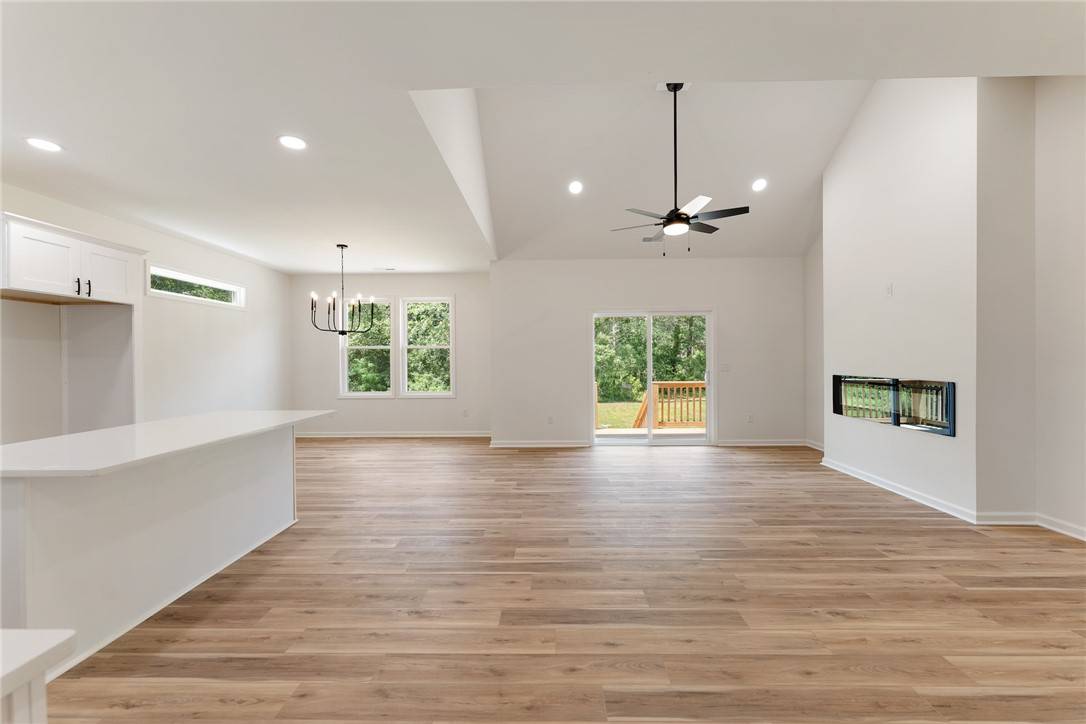 Pendleton, SC 29670,412 Burrell ST