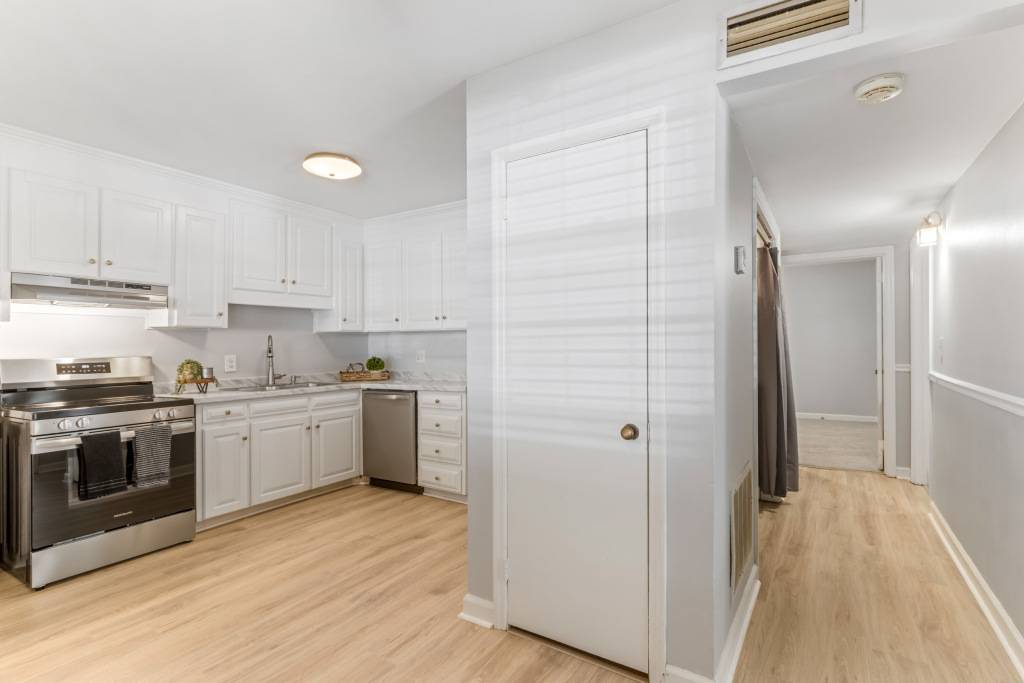 Greenville, SC 29615,20 Balfer CT