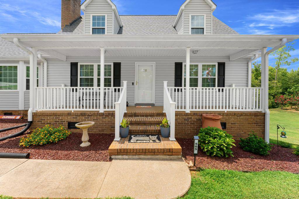 Seneca, SC 29678,505 Dalton RD