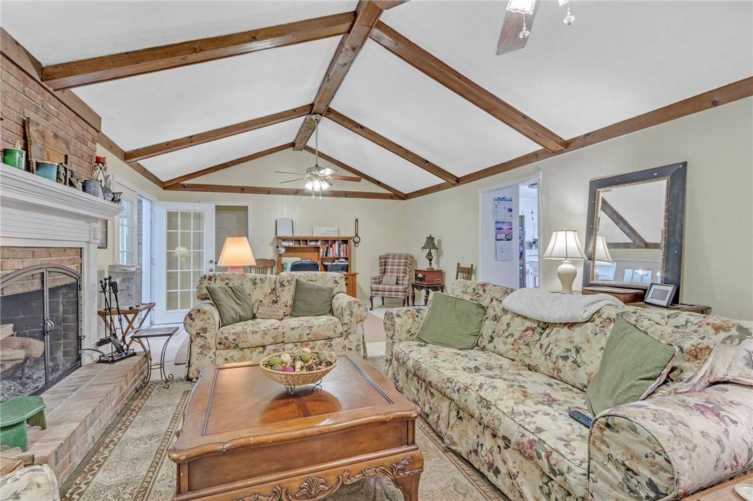 Easley, SC 29640,303 Asbury CIR