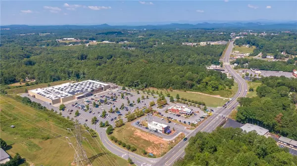 Pickens, SC 29671,106 Roberts RD