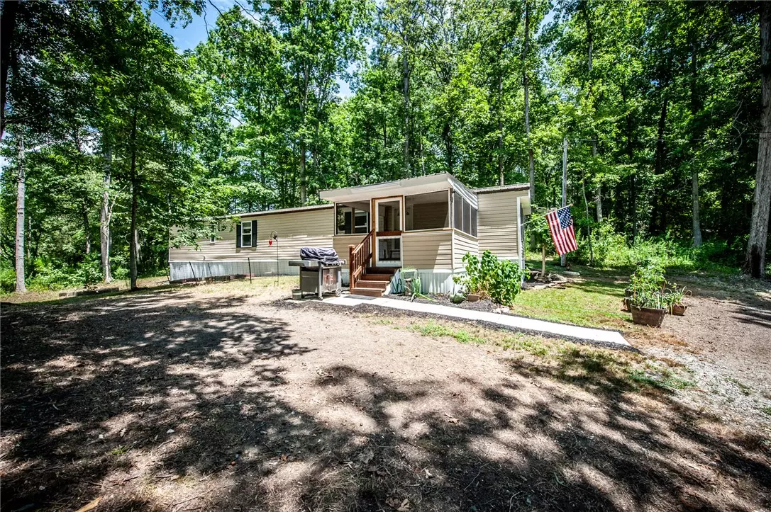 Westminster, SC 29693,122 Westgate DR