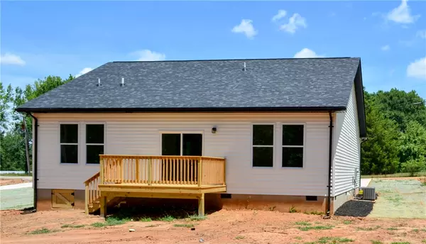 Honea Path, SC 29654,354 Blue Willow CIR