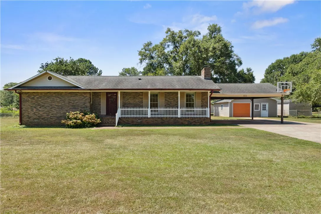 Pendleton, SC 29670,412 Bishop Branch RD