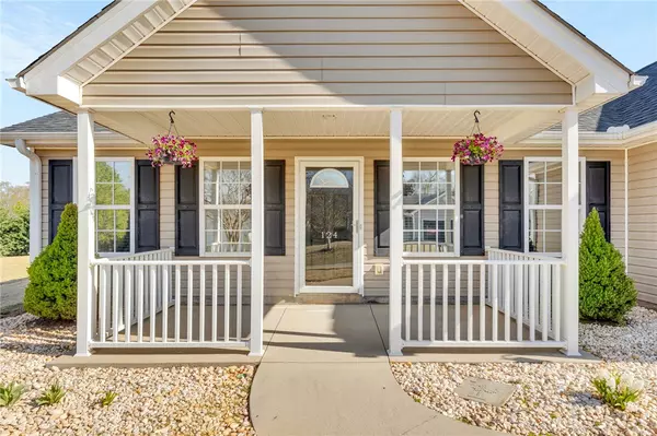 Anderson, SC 29621,124 Mediterranean AVE