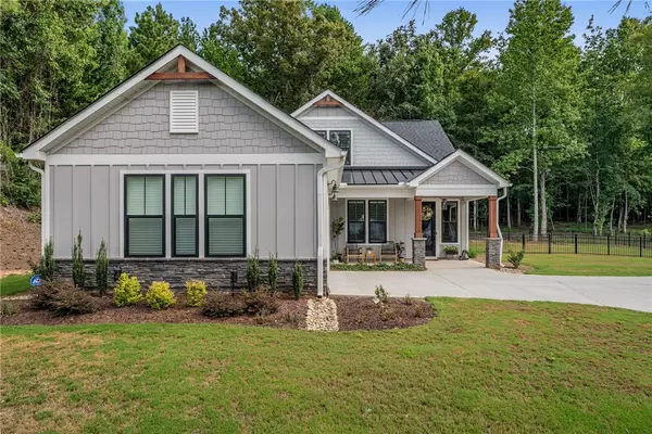 1111 Bay DR, Fair Play, SC 29643