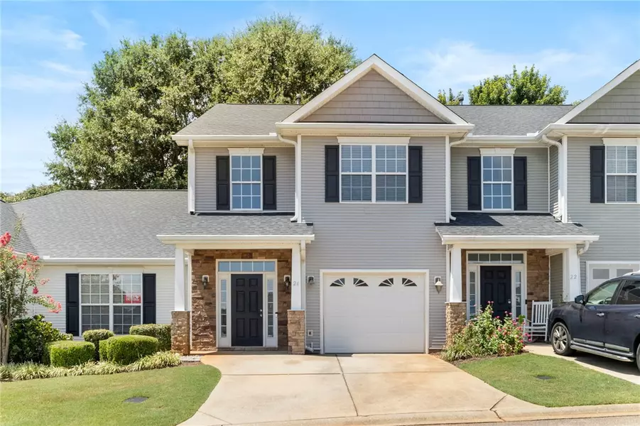 24 Roselite CIR, Greer, SC 29650