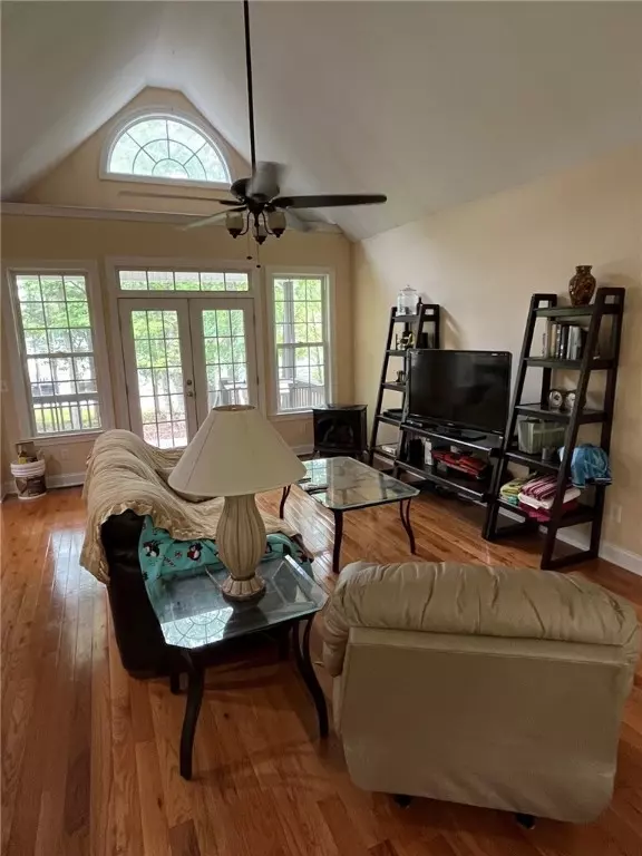 Abbeville, SC 29620,126 Waterside DR