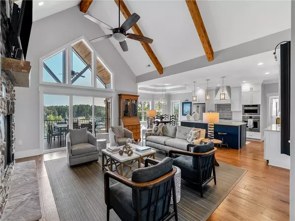 Seneca, SC 29672,806 Mountain WAY