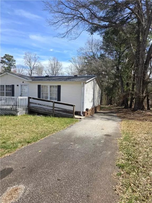 Greenville, SC 29611,400 Roe RD