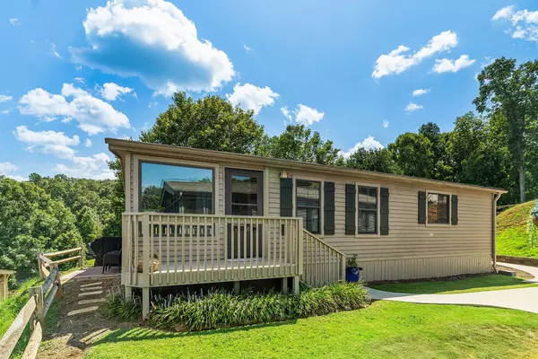 1230 Melton RD #16, West Union, SC 29696