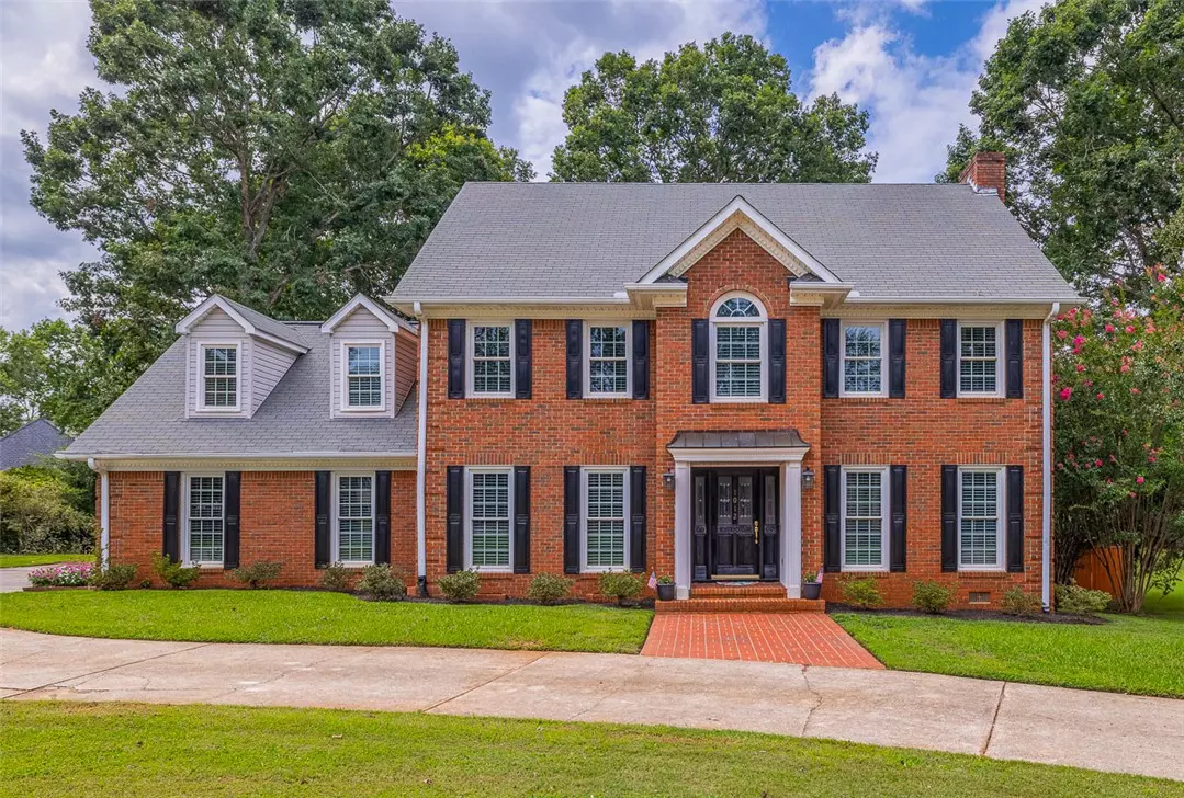 Easley, SC 29642,1012 Three Bridges RD
