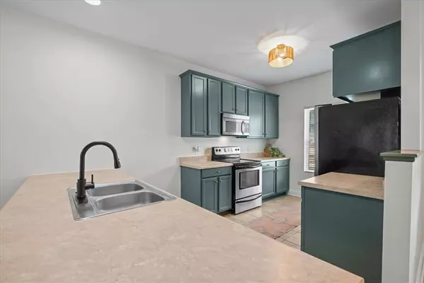 Seneca, SC 29678,507 E Perkins Creek RD