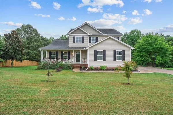 131 Brooke Lee CIR, Taylors, SC 29687