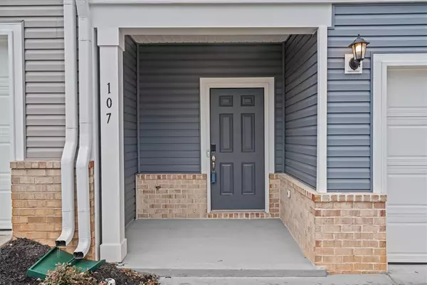 Taylors, SC 29687,107 Pleasure LN